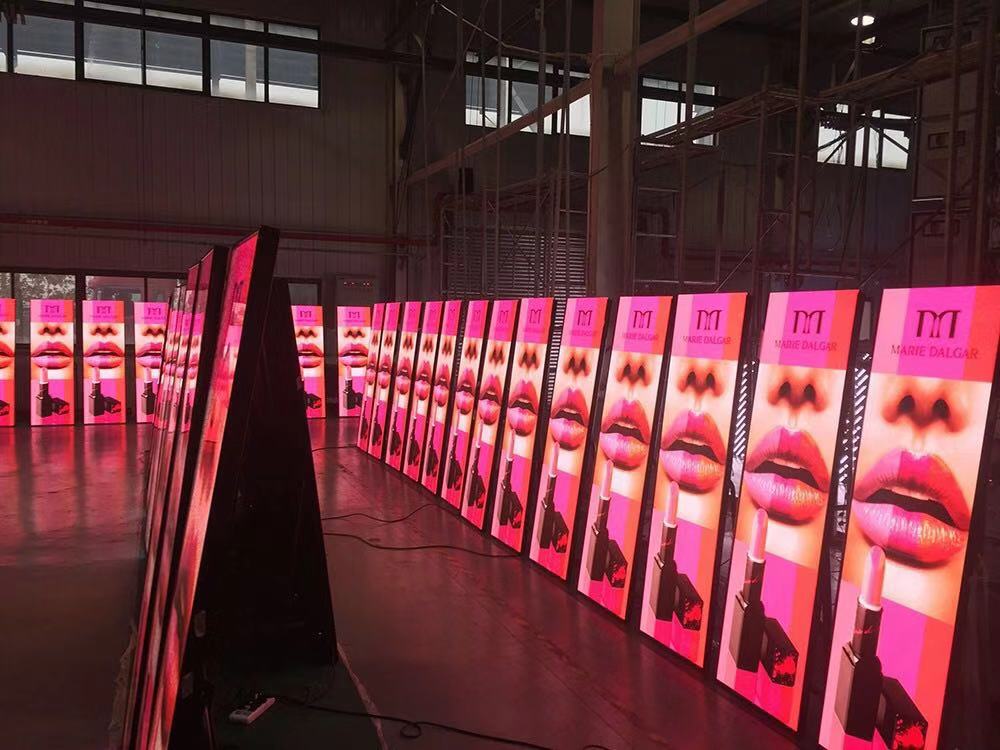 LED POSTER